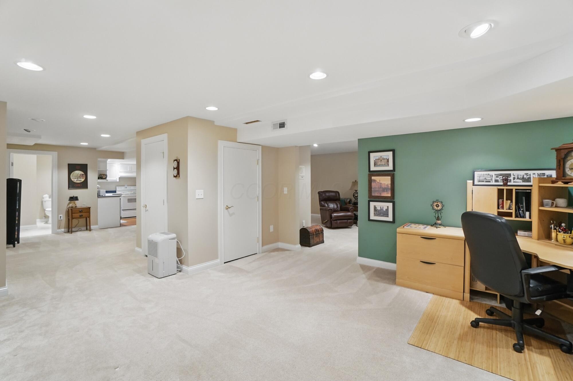 199 Briarbend Boulevard