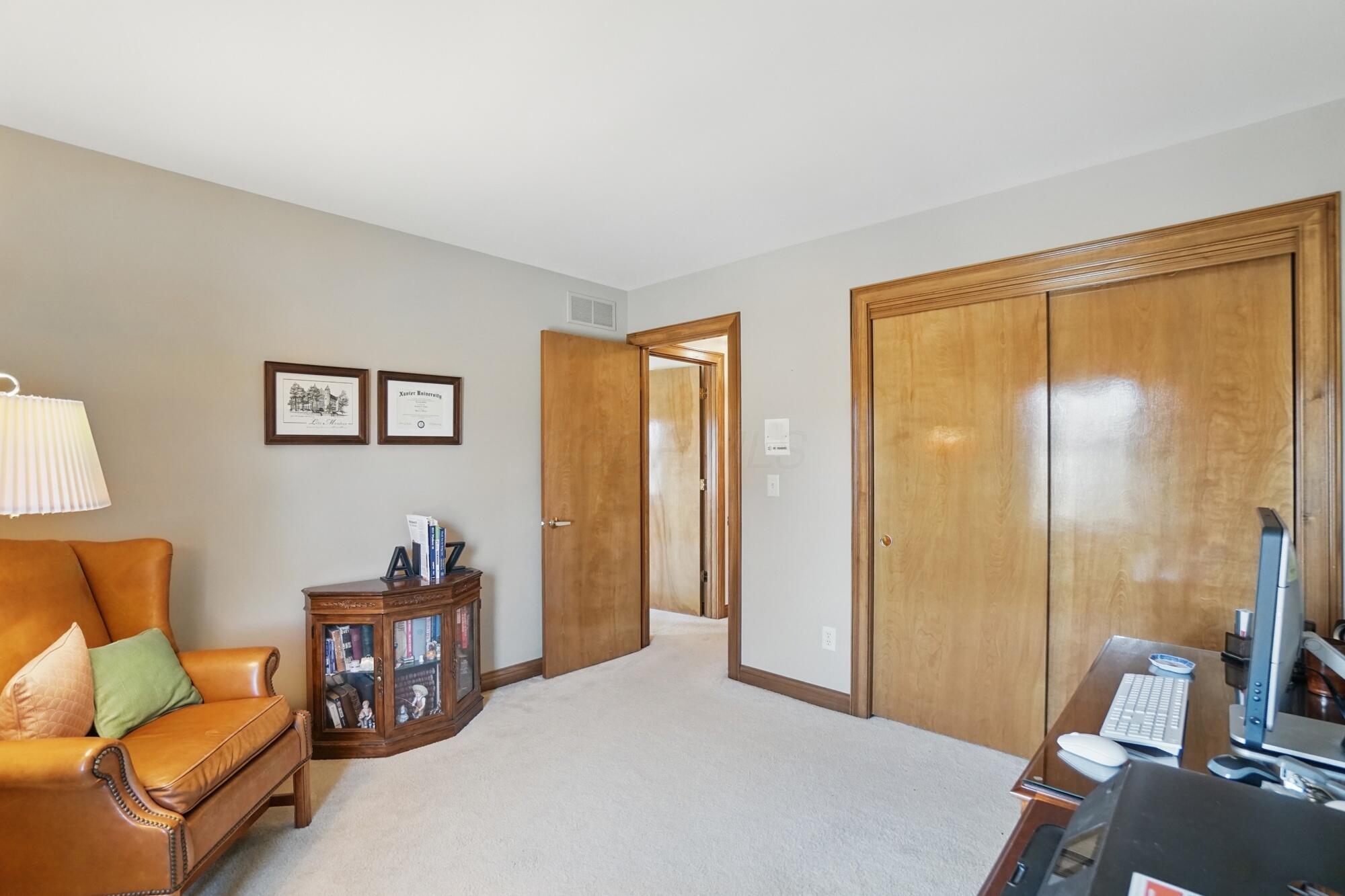 199 Briarbend Boulevard