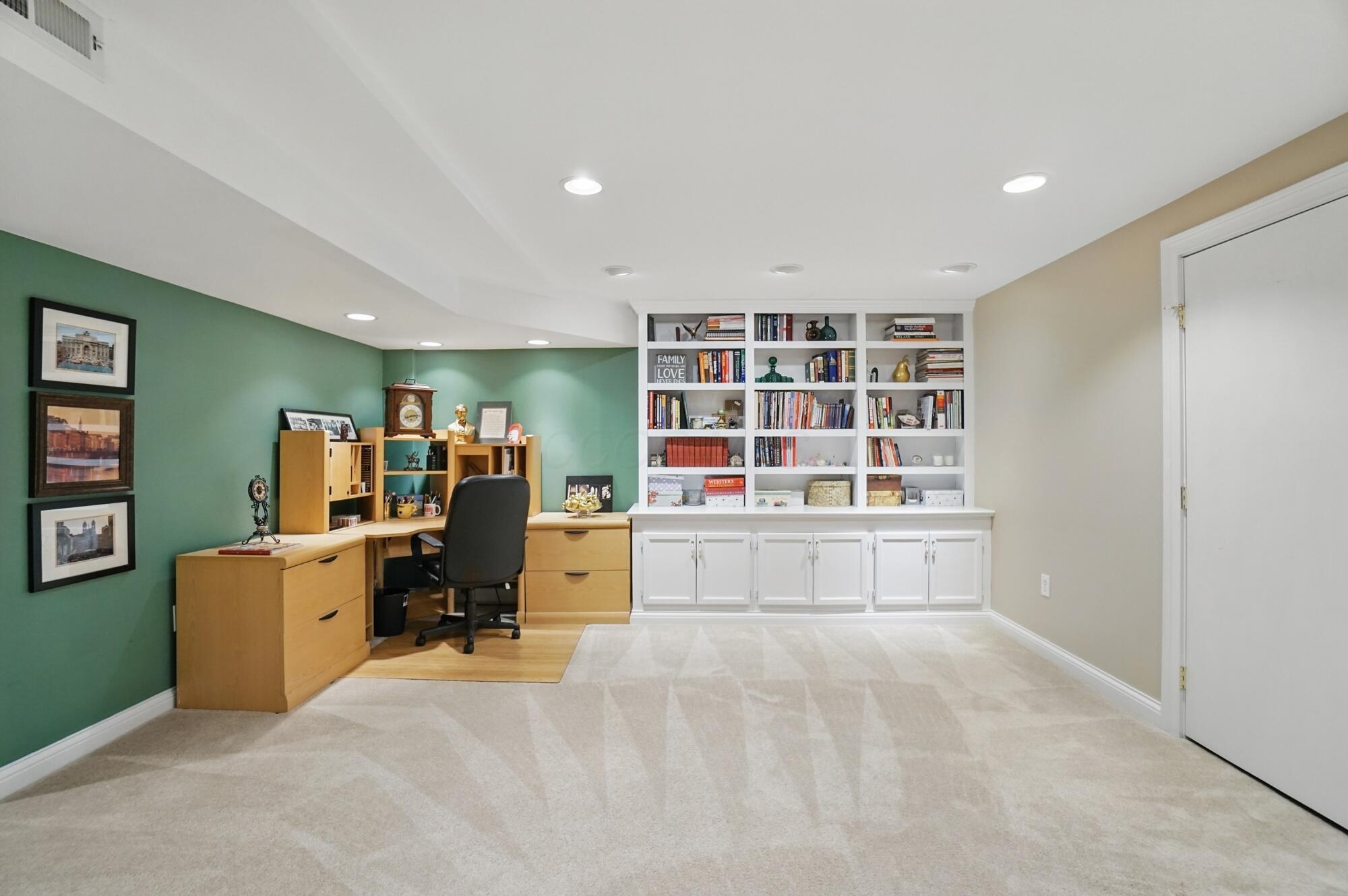 199 Briarbend Boulevard