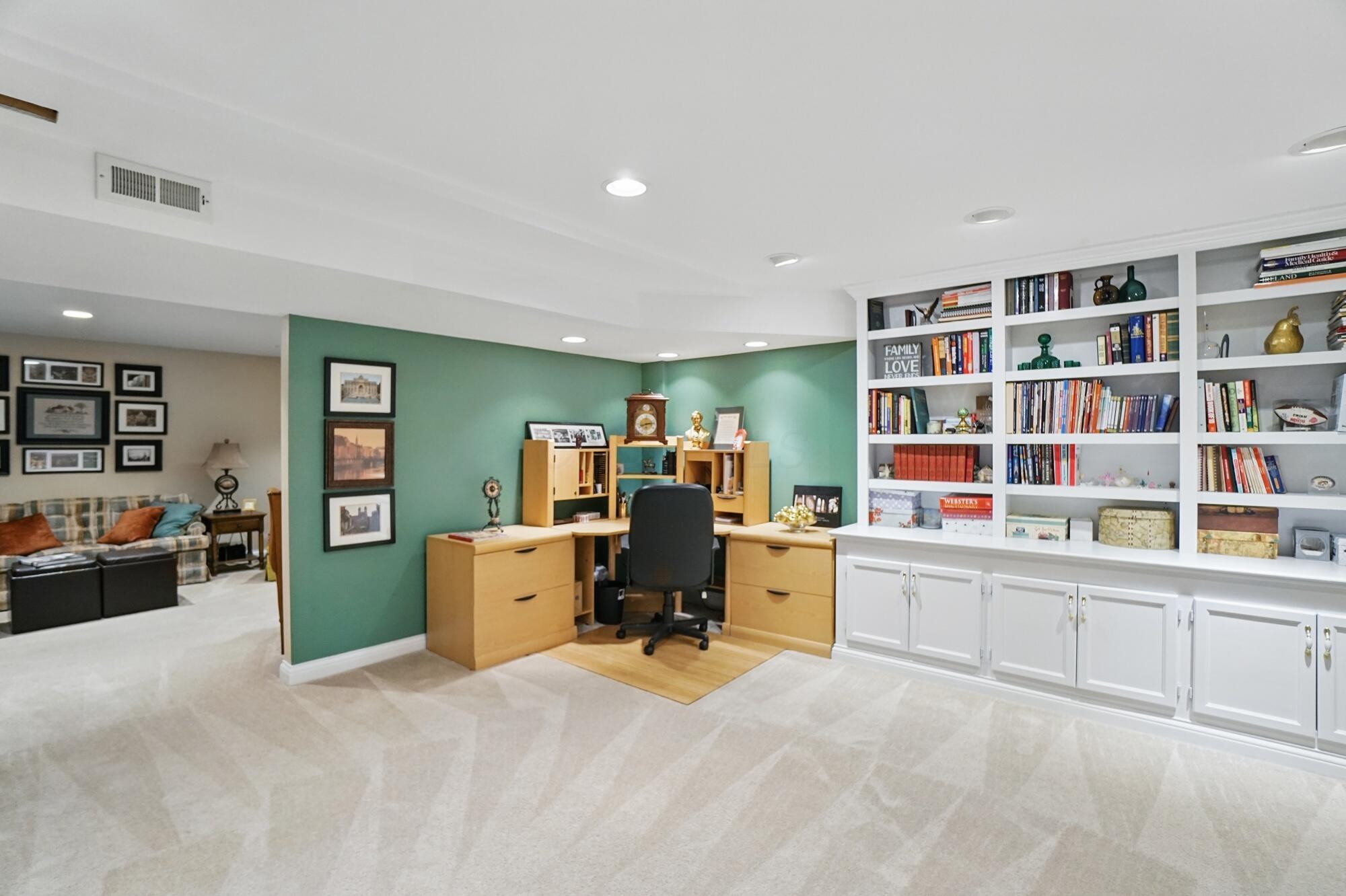 199 Briarbend Boulevard