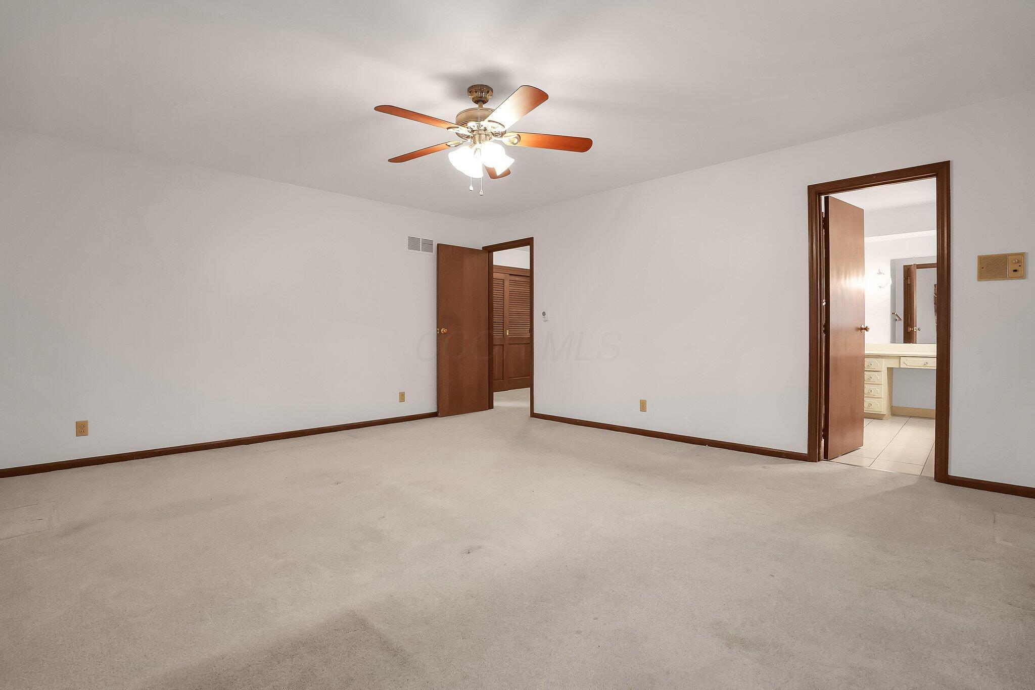 821 Strawberry Hill Road E
