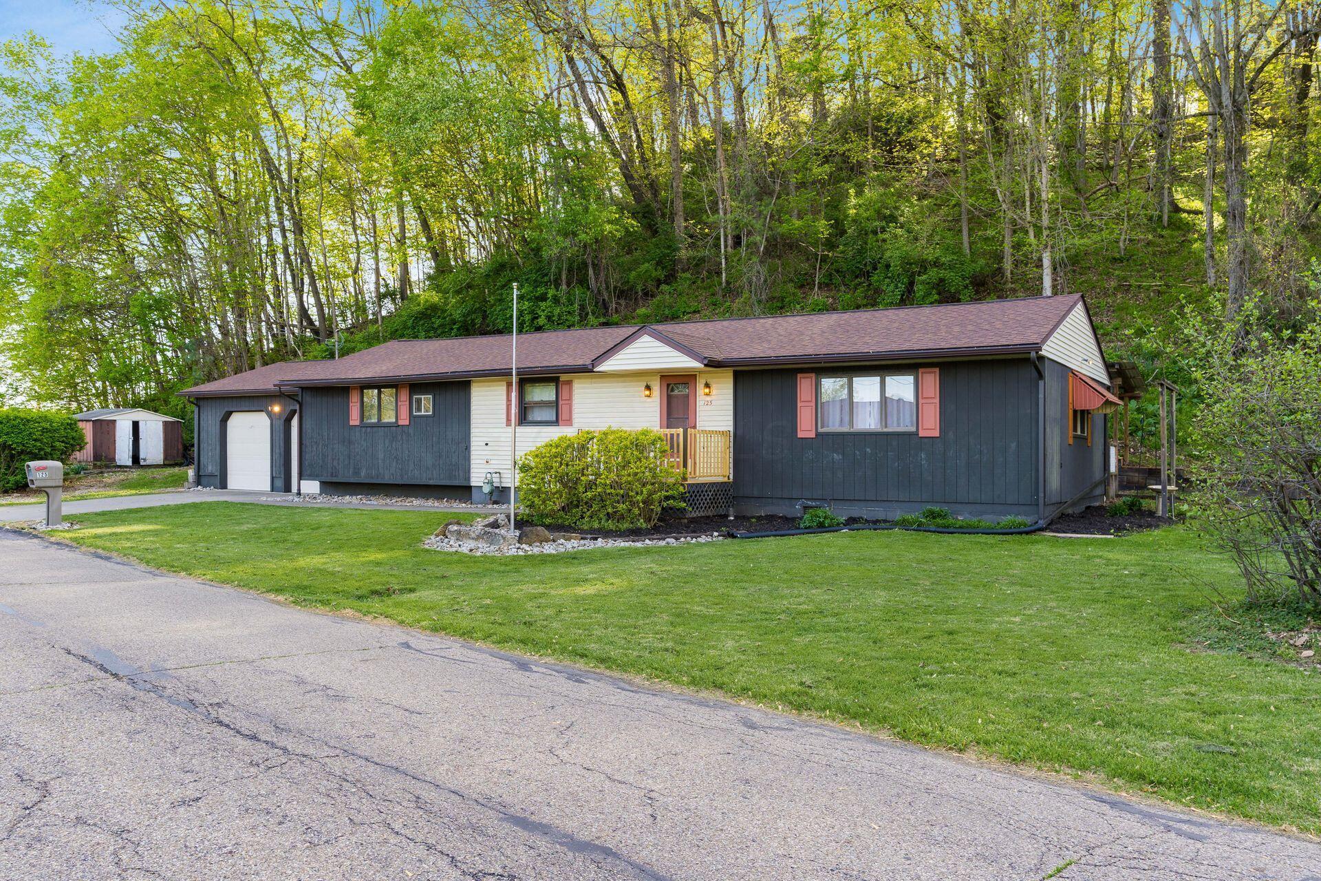125 Lynwood Lane