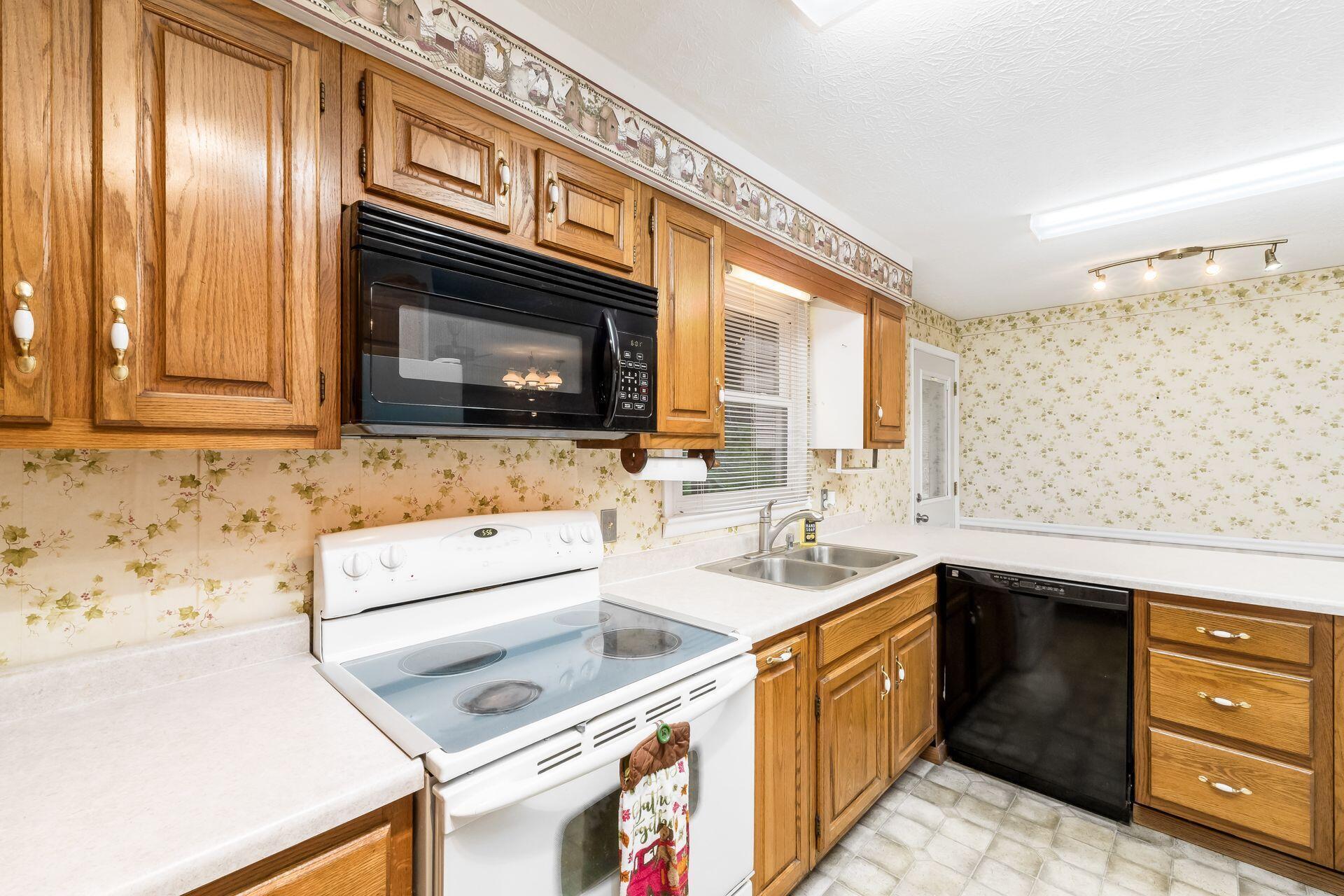 125 Lynwood Lane
