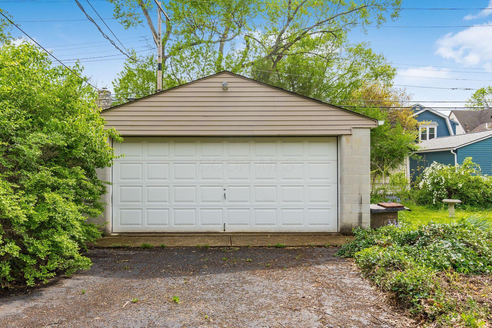 262 N Ardmore Road