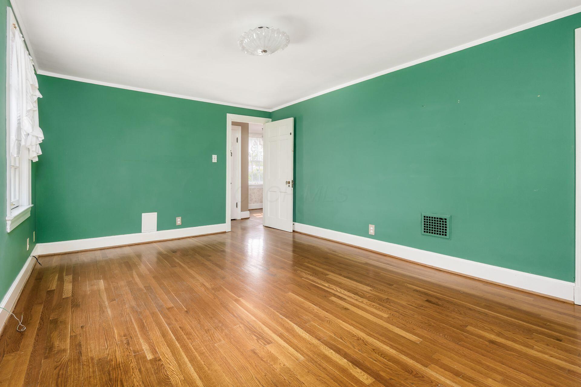 262 N Ardmore Road