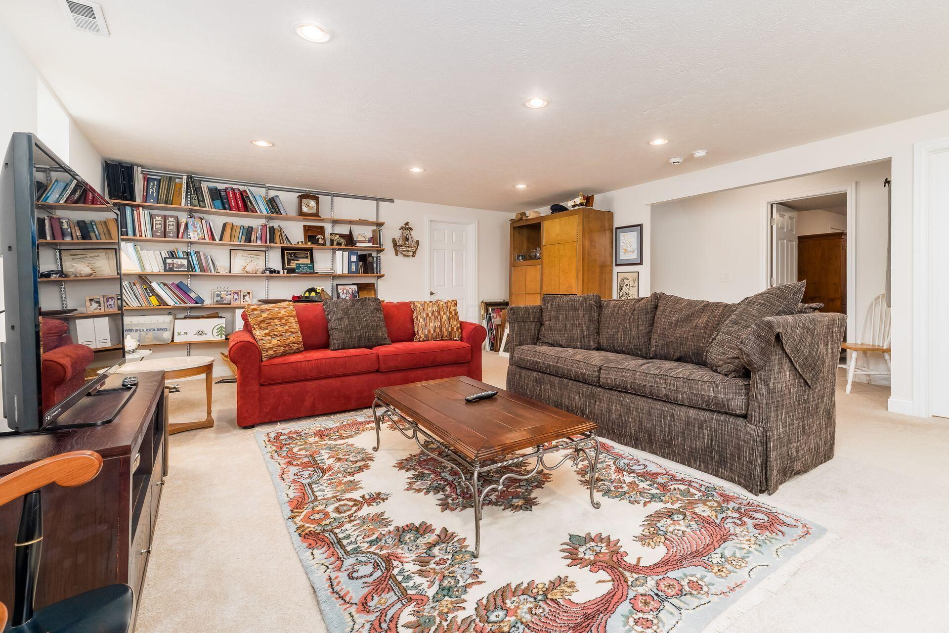 6227 Marias Point Lane