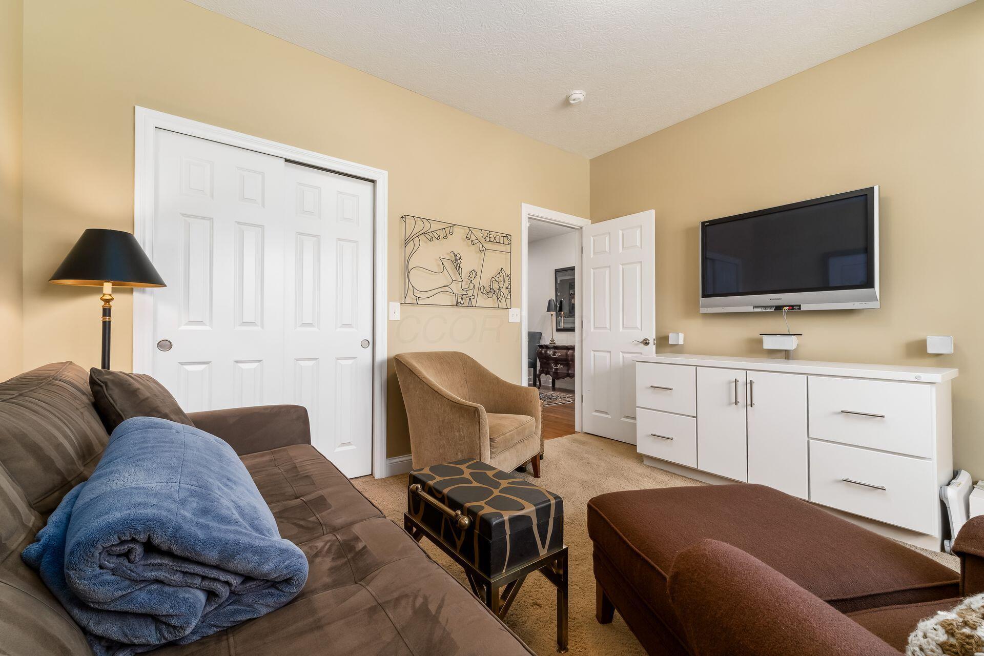 6227 Marias Point Lane