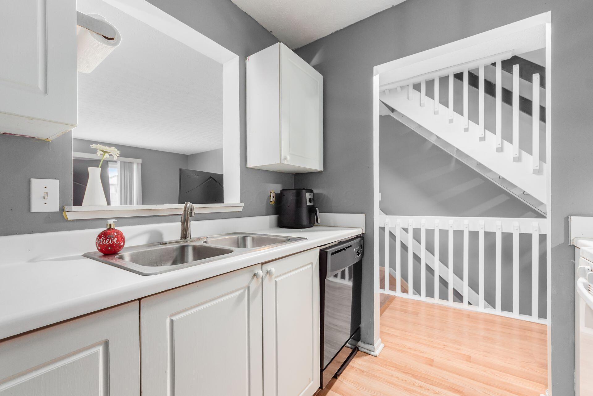 4100 Blendon Way Drive, 98D 98D