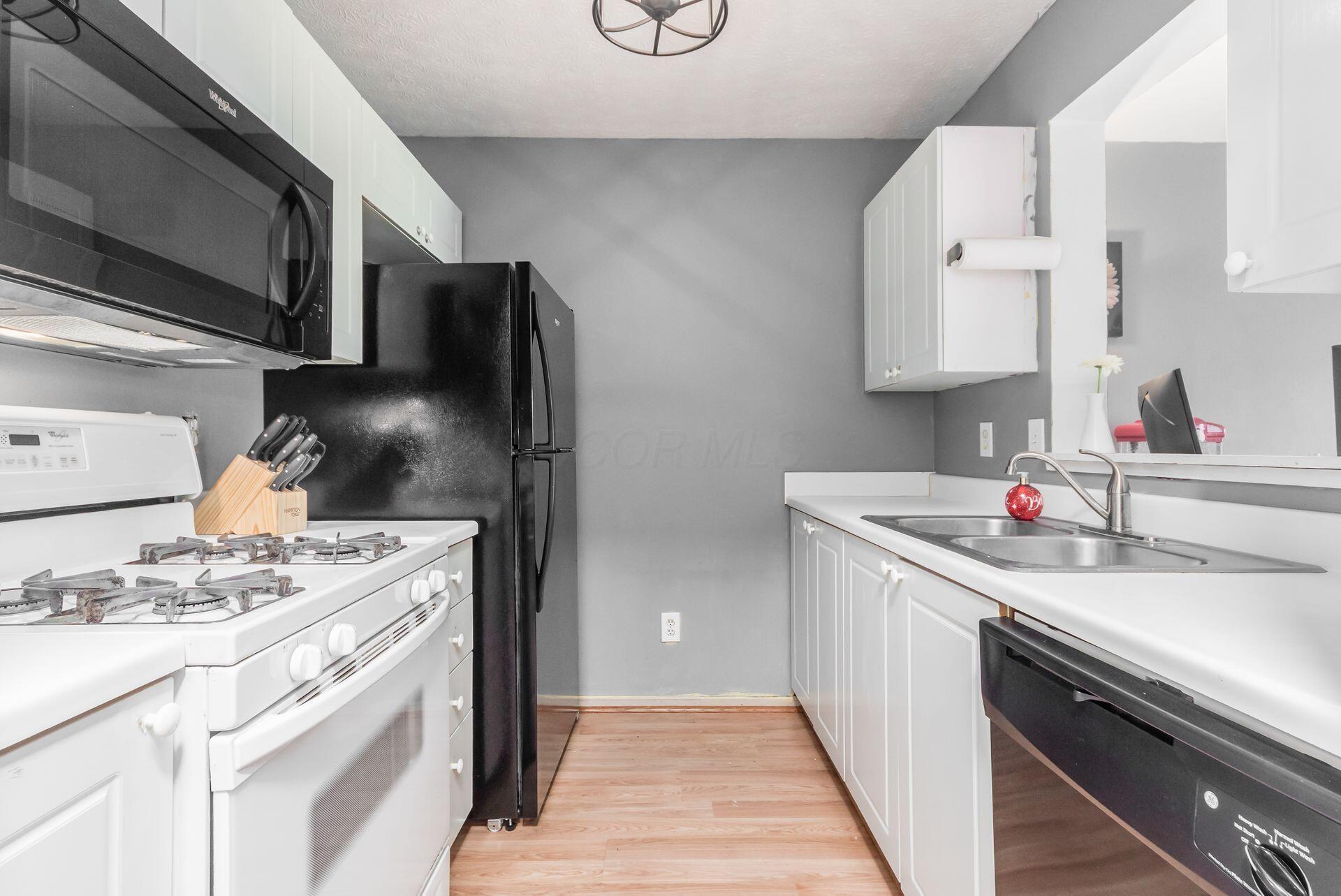 4100 Blendon Way Drive, 98D 98D