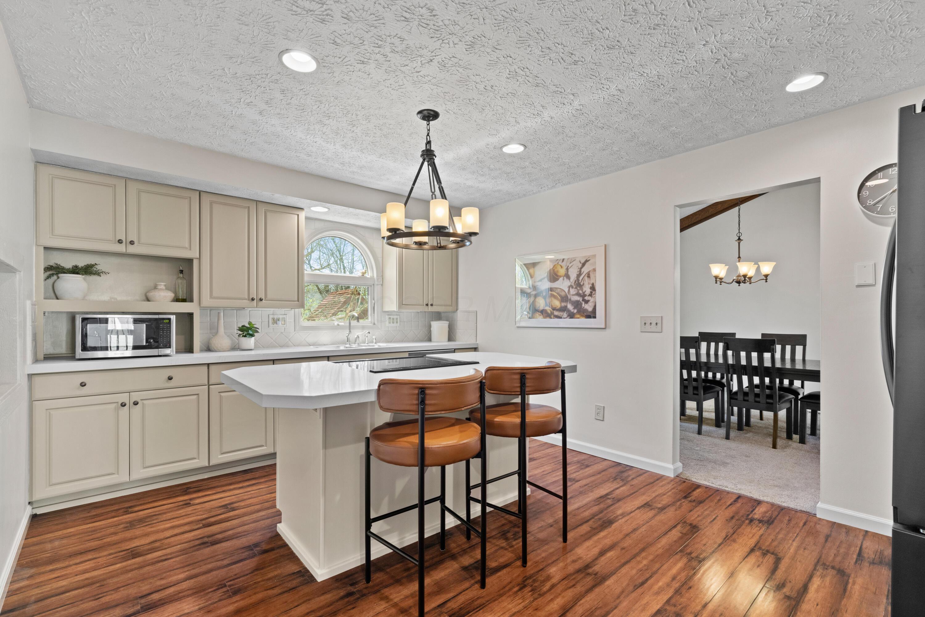 2387 Sonnington Drive