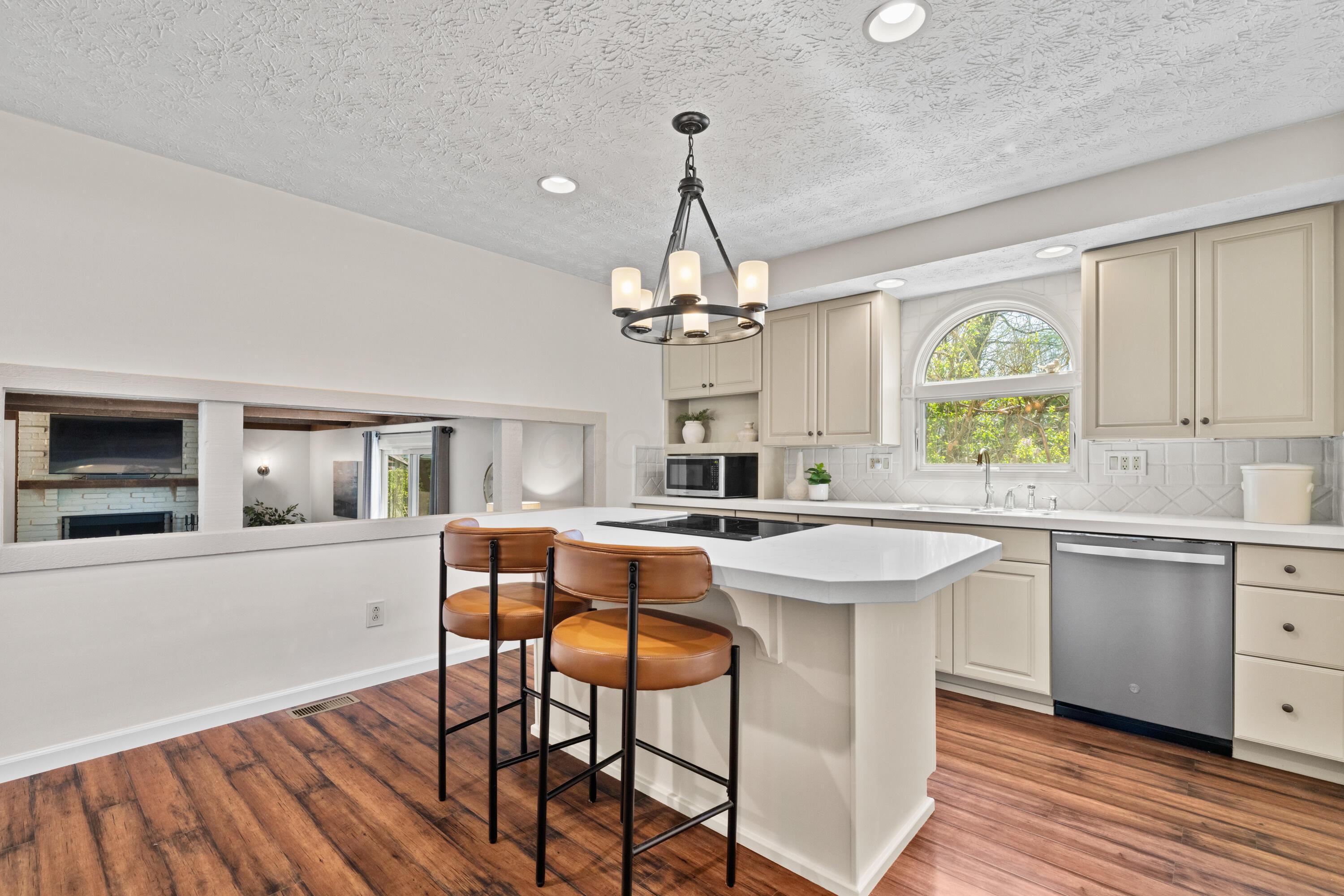 2387 Sonnington Drive