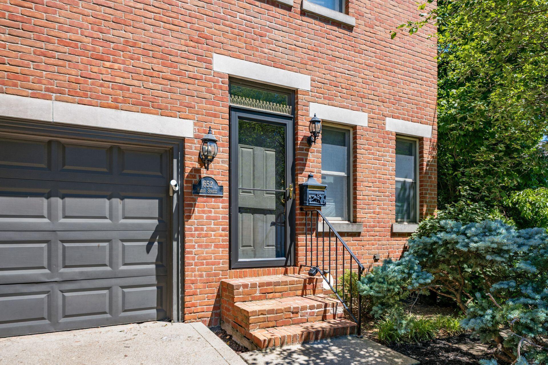652 Brust Street