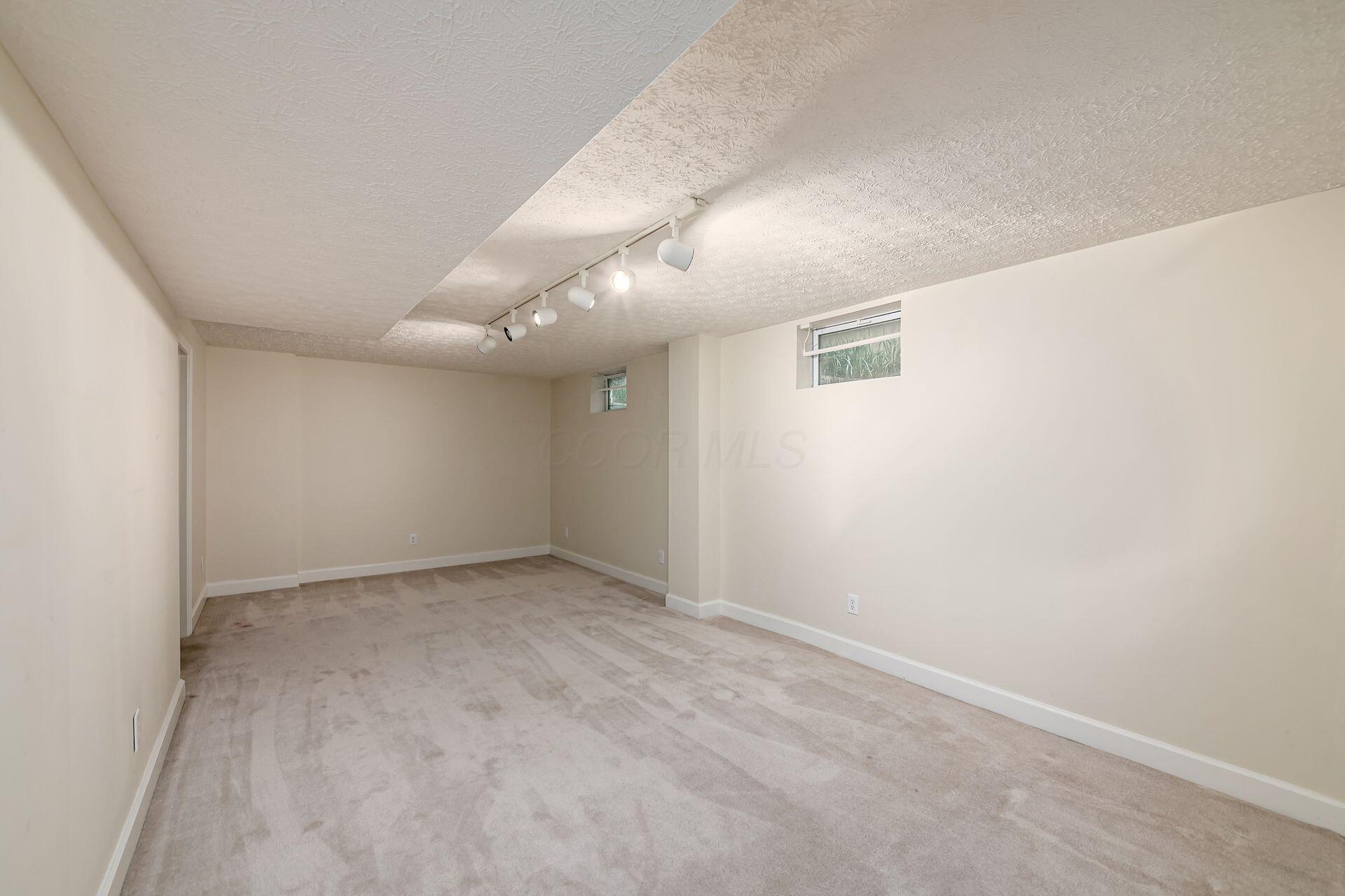 652 Brust Street