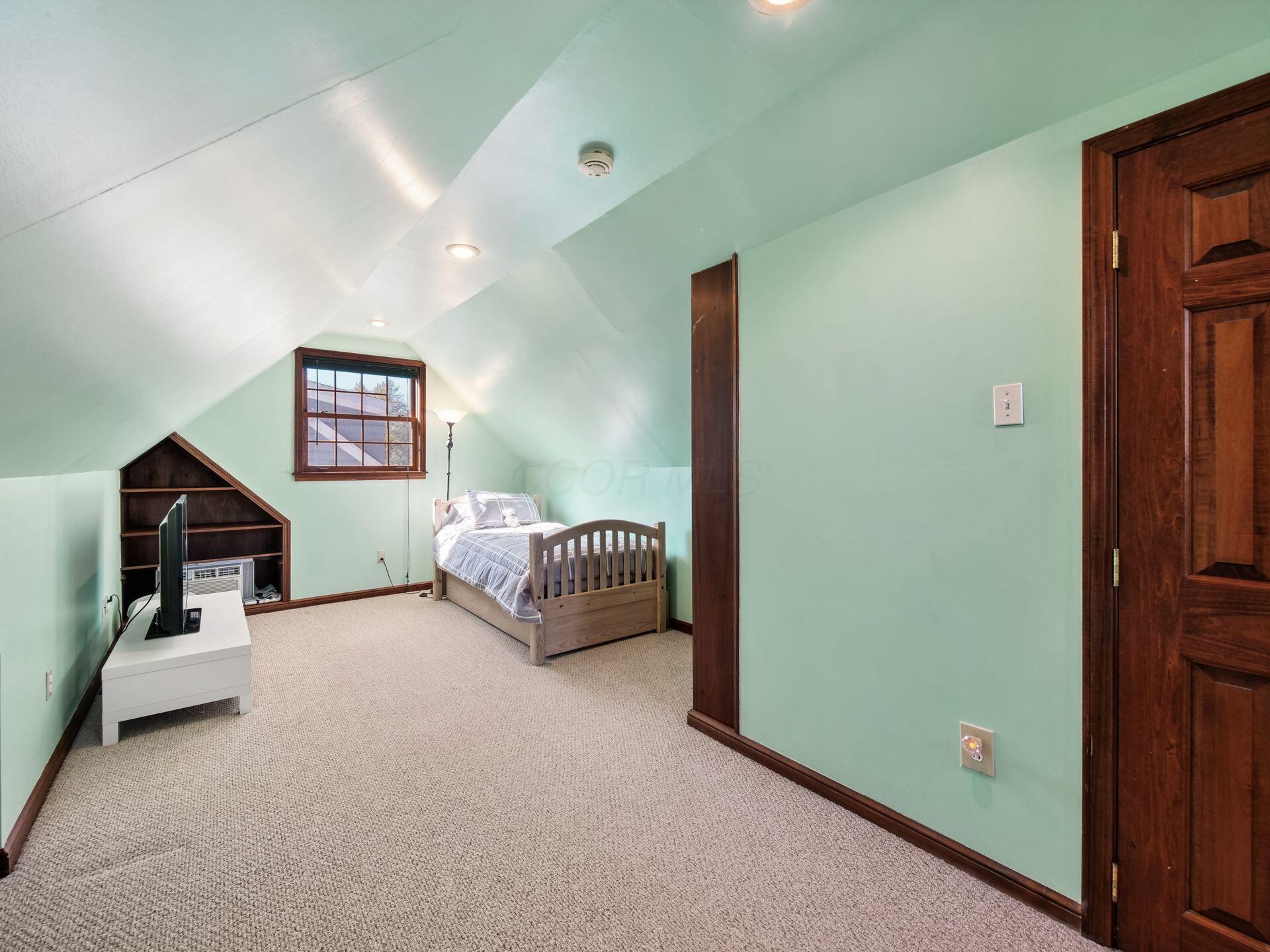 223 N Remington Road