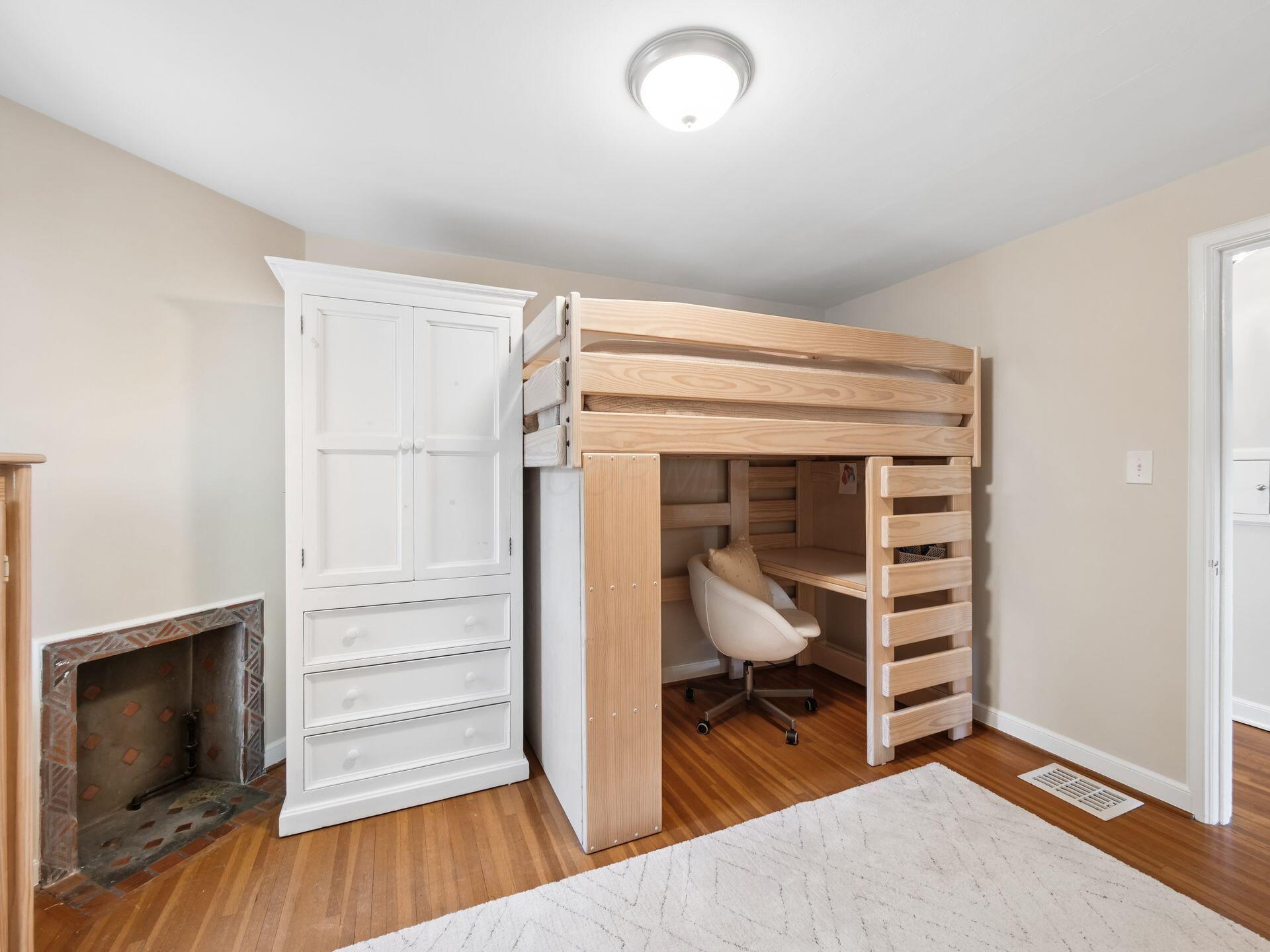 223 N Remington Road