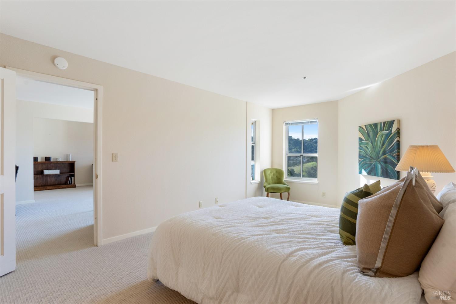 100 Thorndale Dr #322