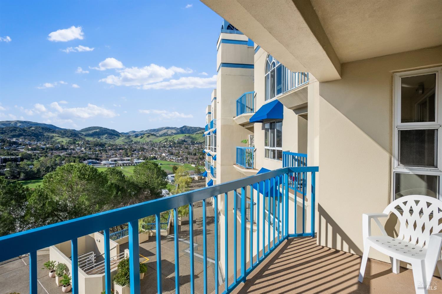 100 Thorndale Dr #322