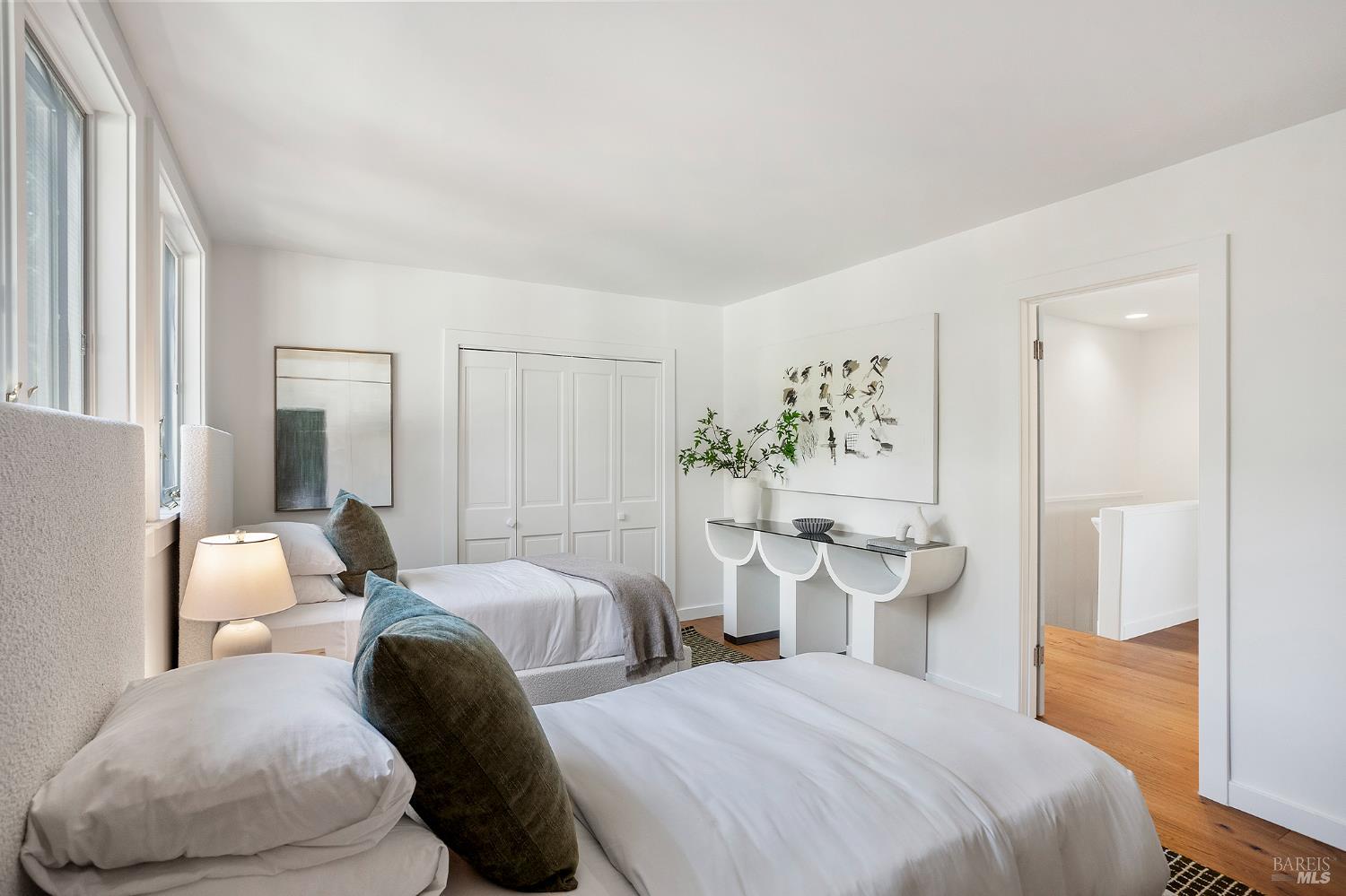 22 Marin View Avenue