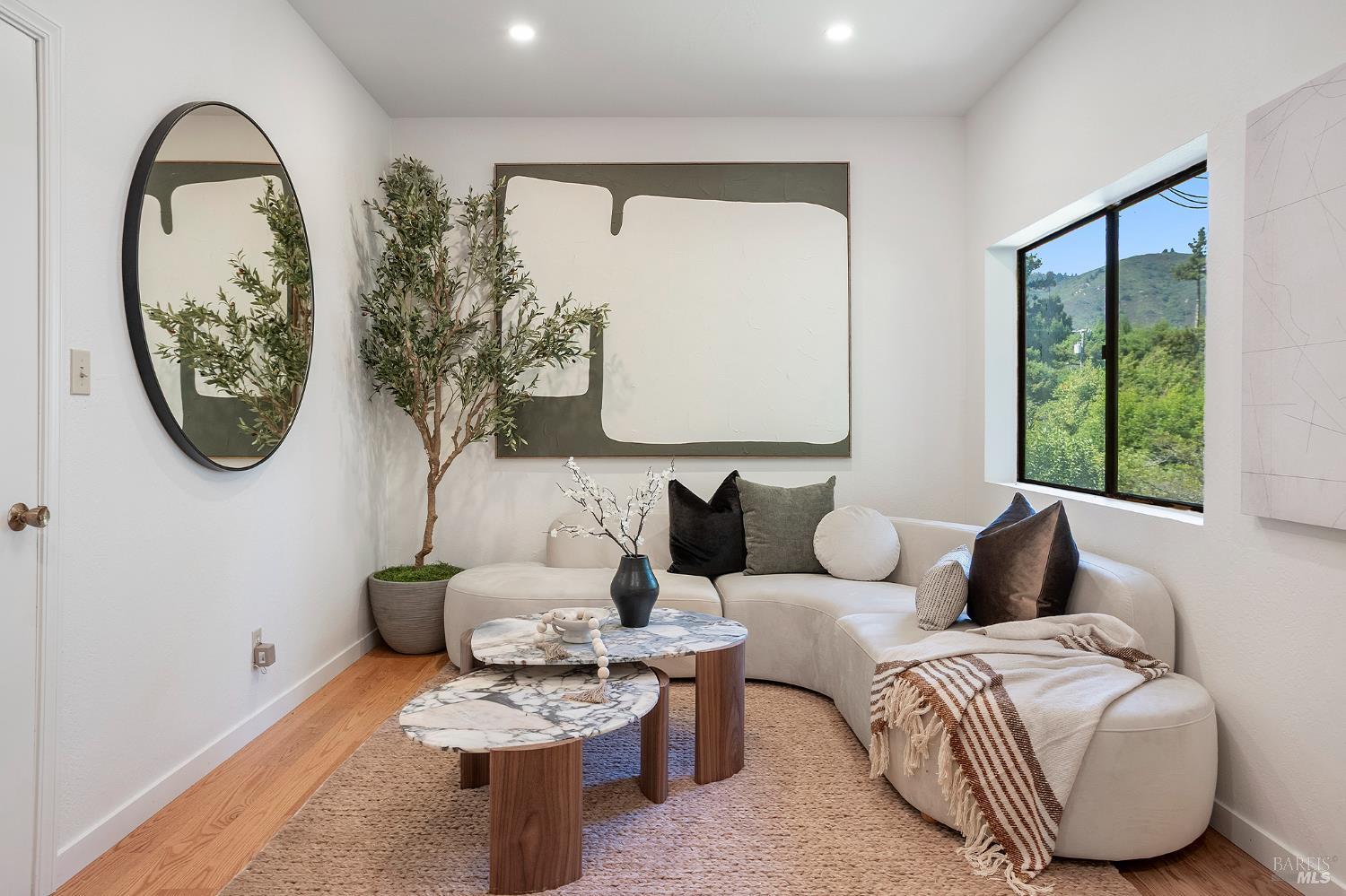 22 Marin View Avenue
