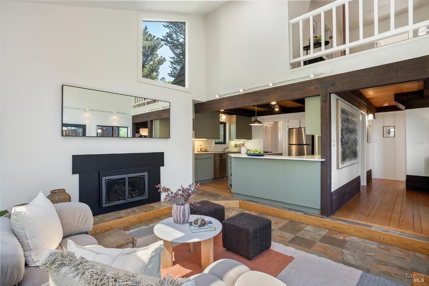 22 Marin View Avenue