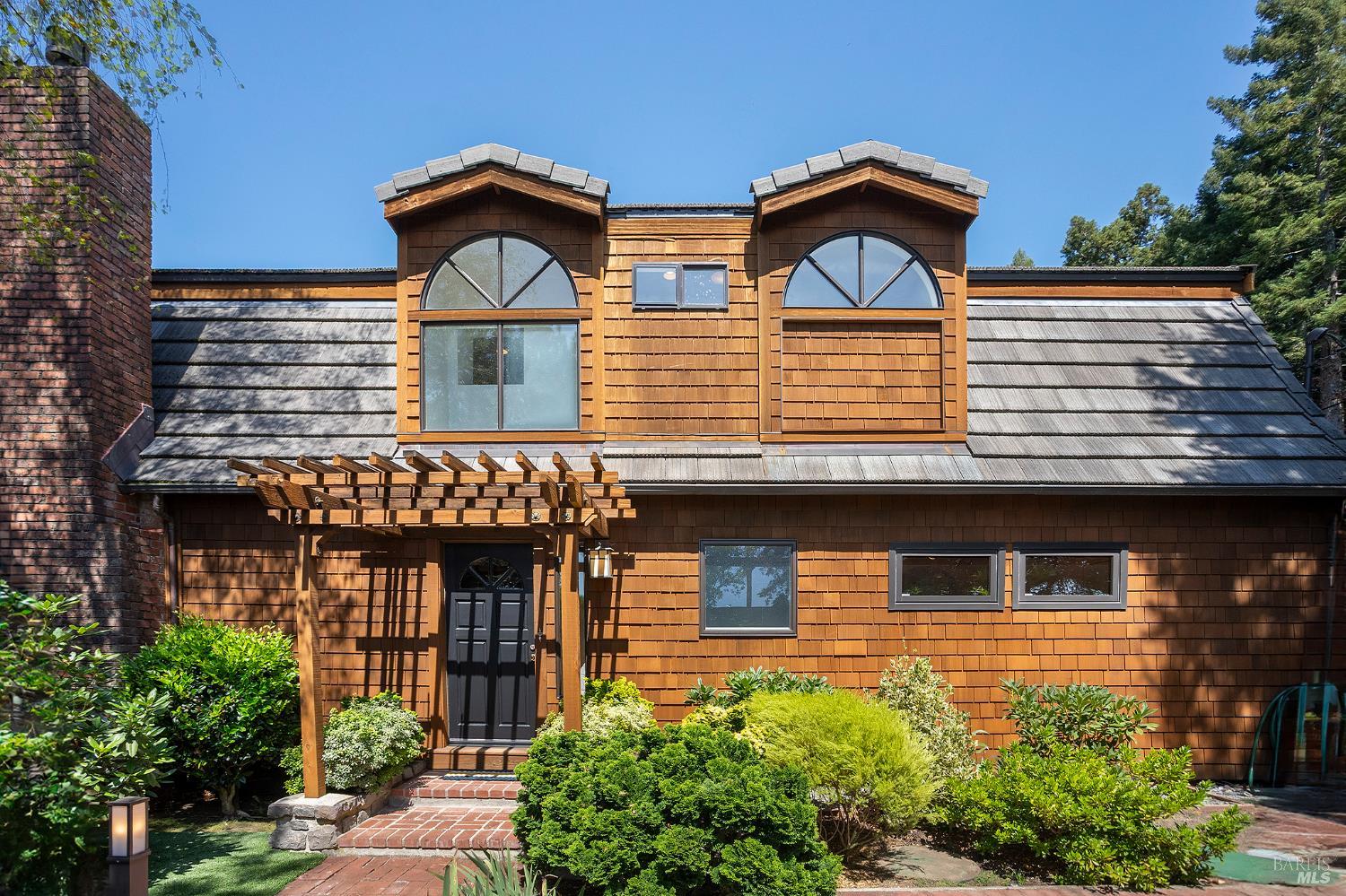 22 Marin View Avenue