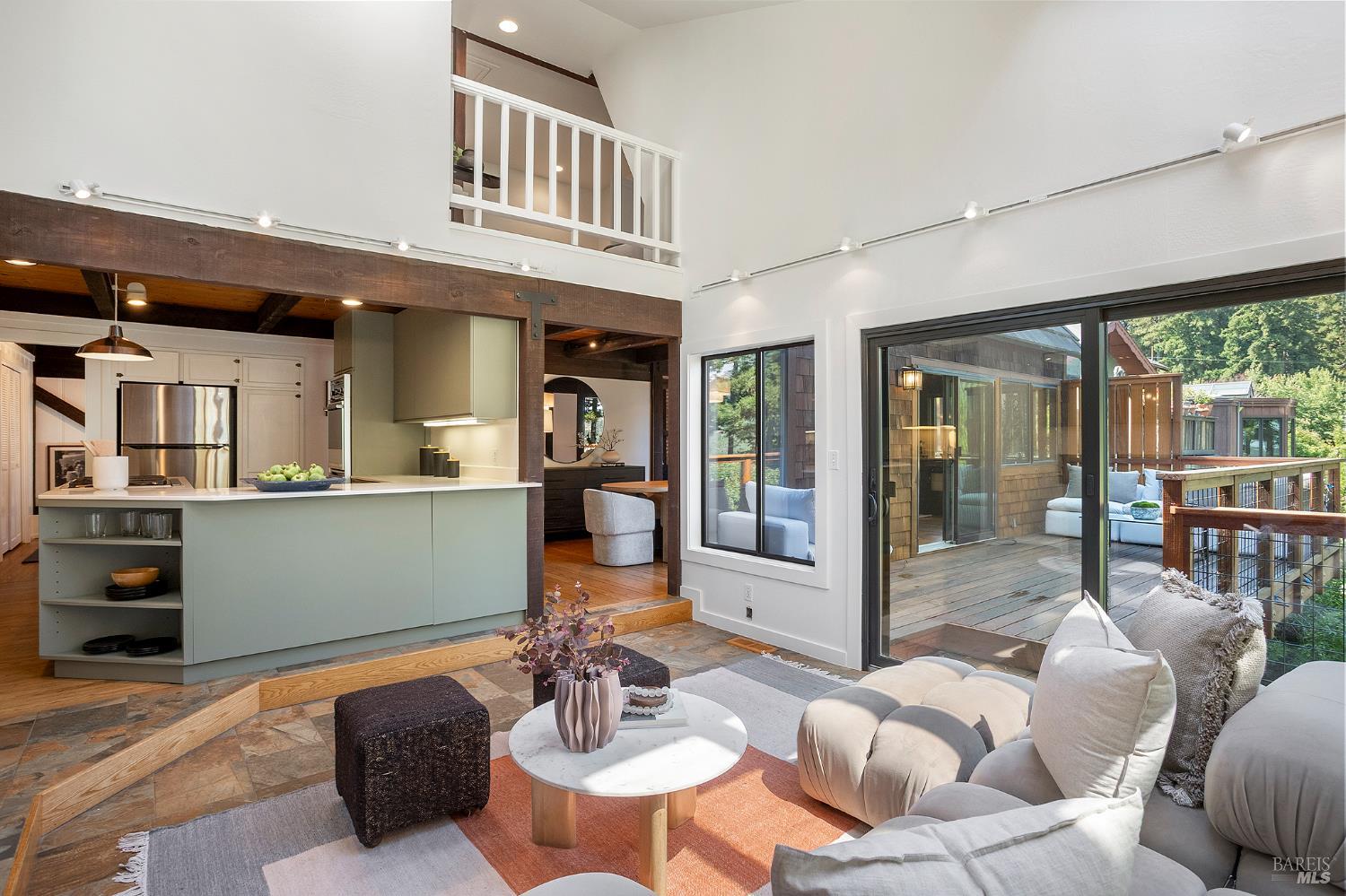 22 Marin View Avenue