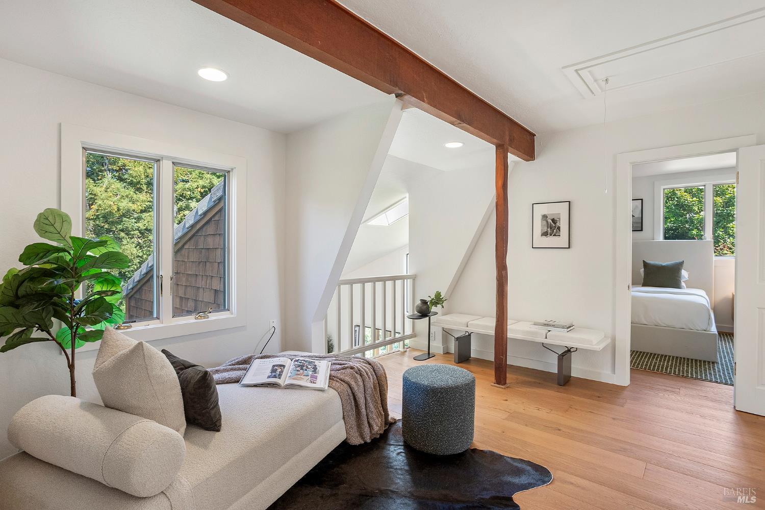 22 Marin View Avenue