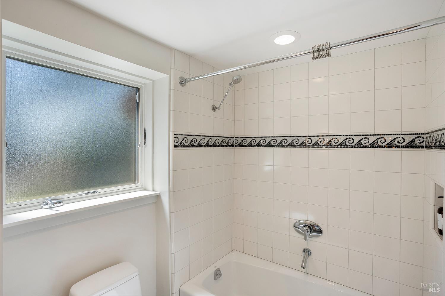 22 Marin View Avenue