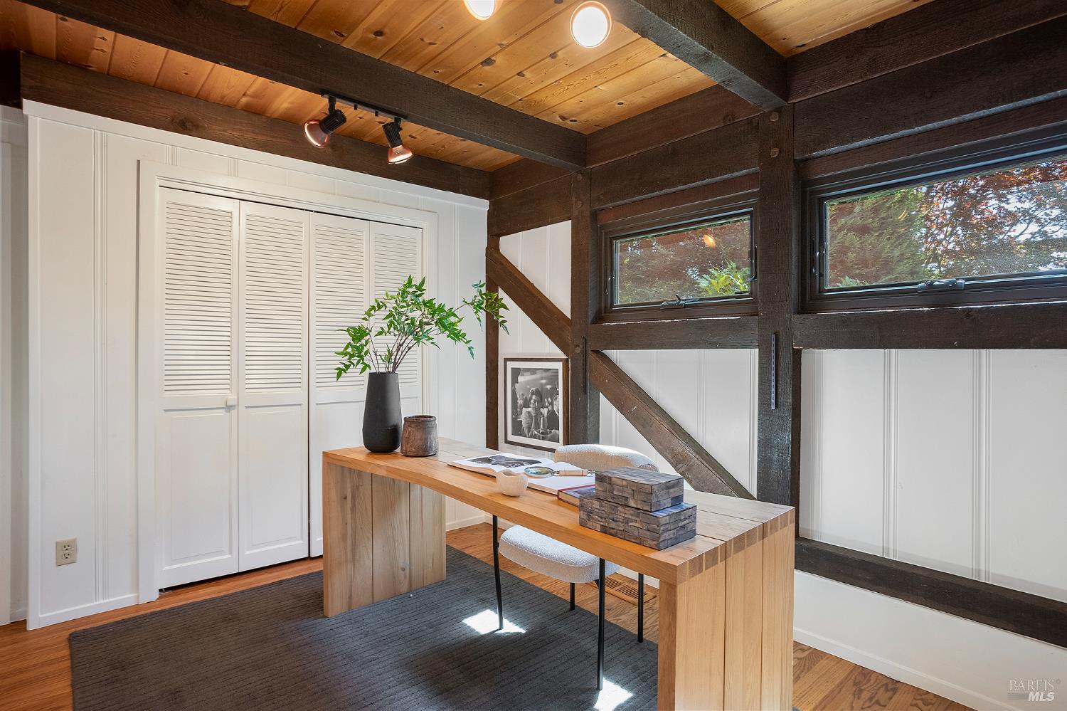 22 Marin View Avenue