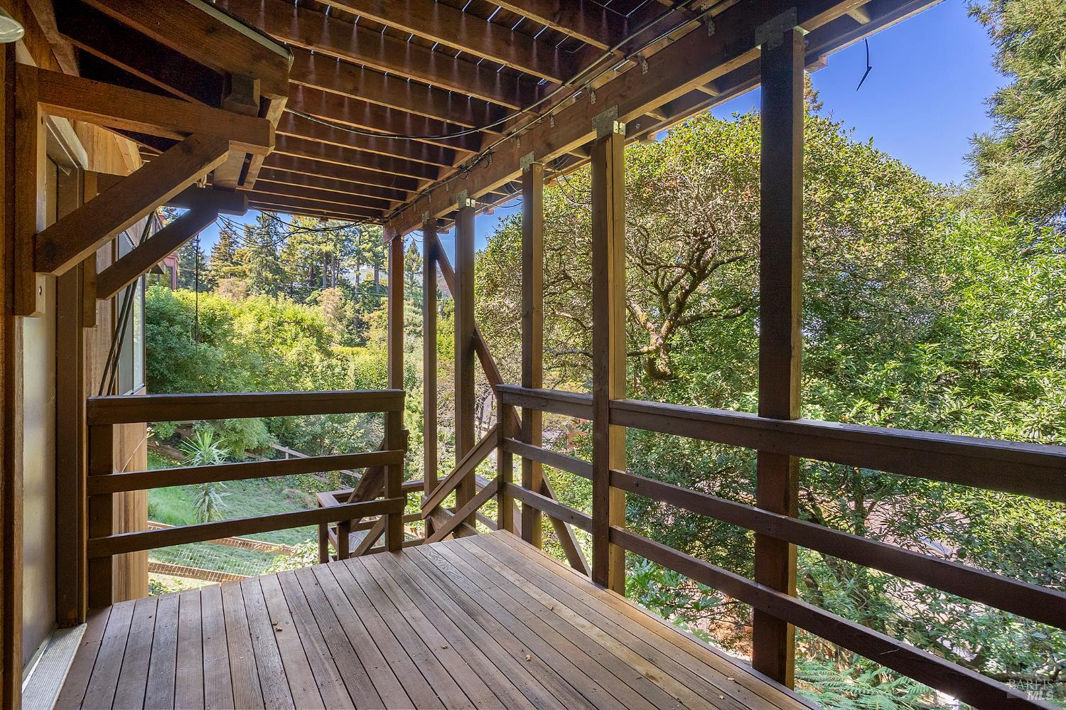 22 Marin View Avenue