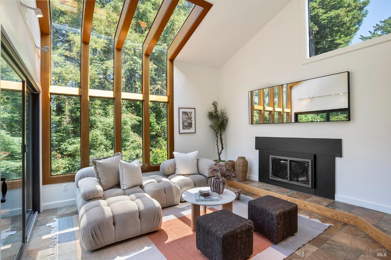 22 Marin View Avenue