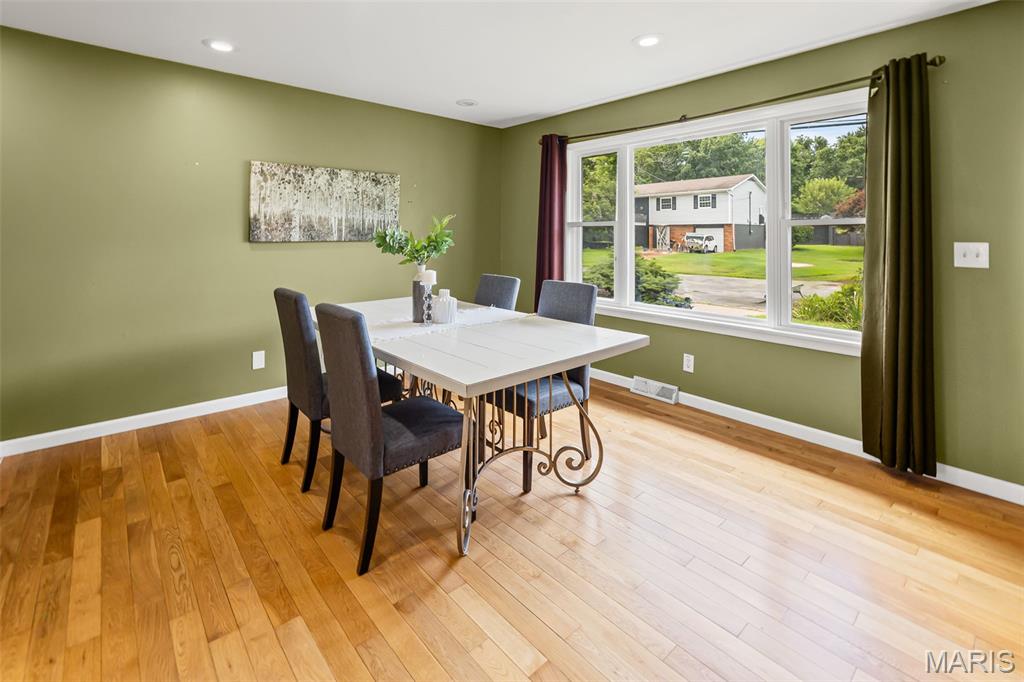 3414 Emma Lane