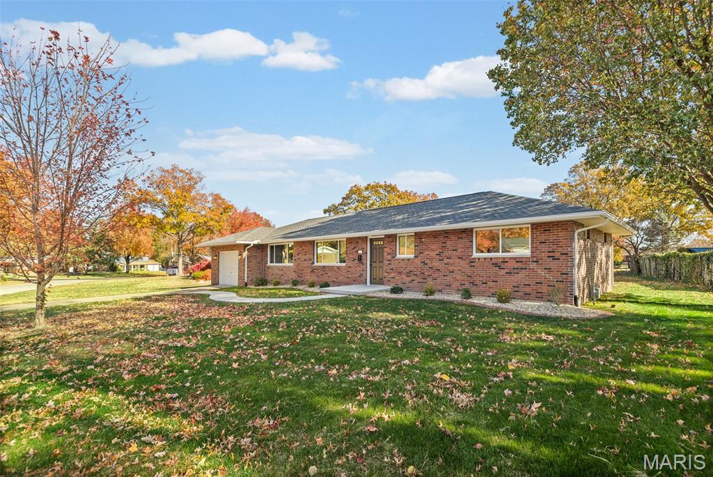 2301 Wedgewood Drive