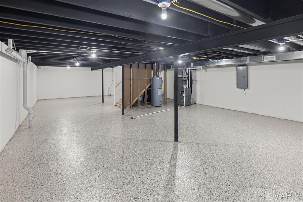 2301 Wedgewood Drive