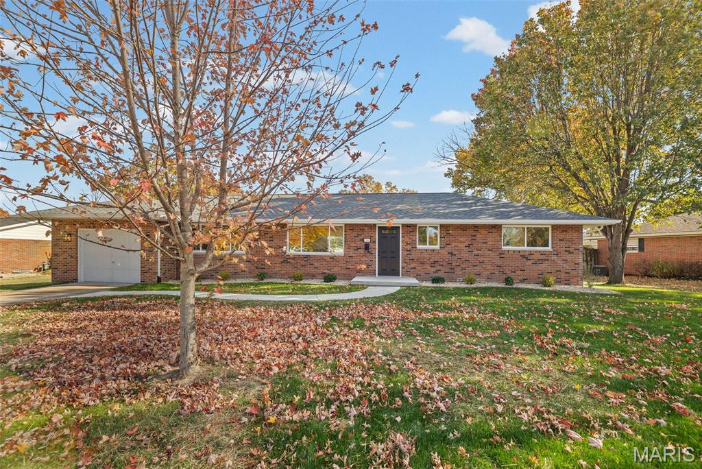 2301 Wedgewood Drive