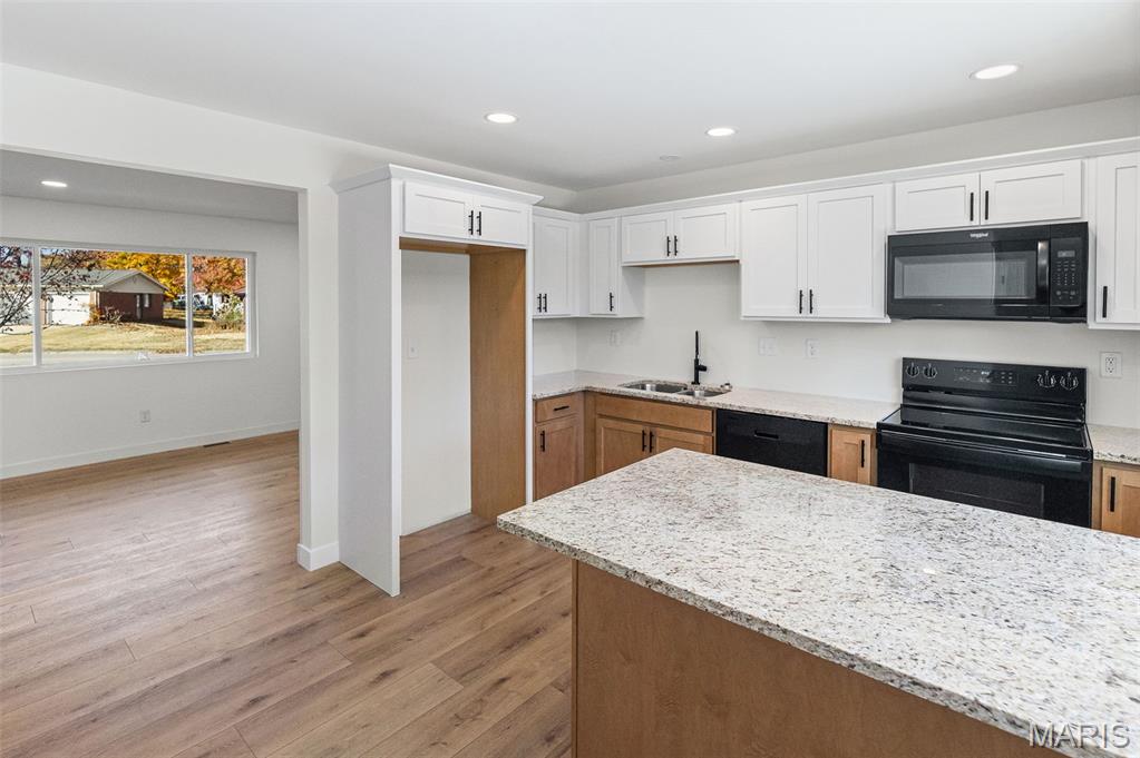 2301 Wedgewood Drive