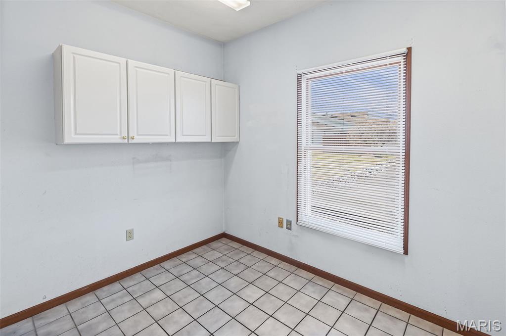 2412 Corporate Center