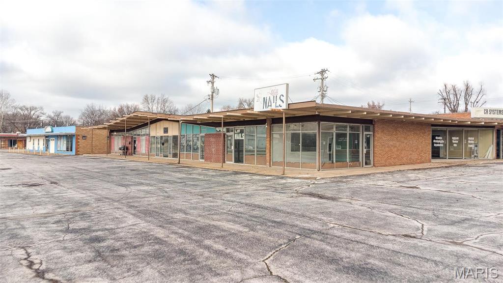 655 Berkshire Boulevard