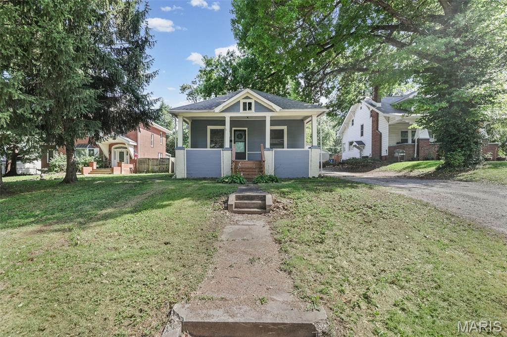 3019 Brown Street