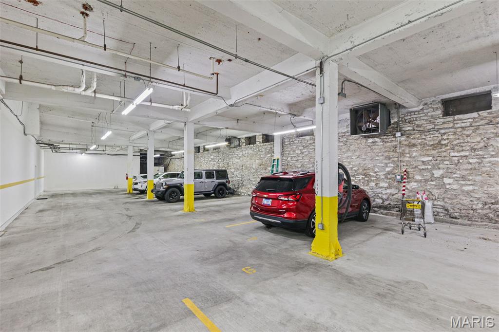 7 Alby Street Unit: 9