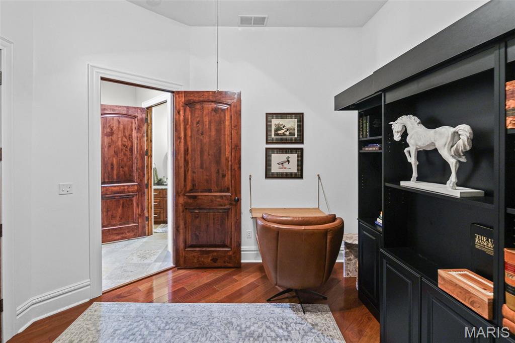 7 Alby Street Unit: 9
