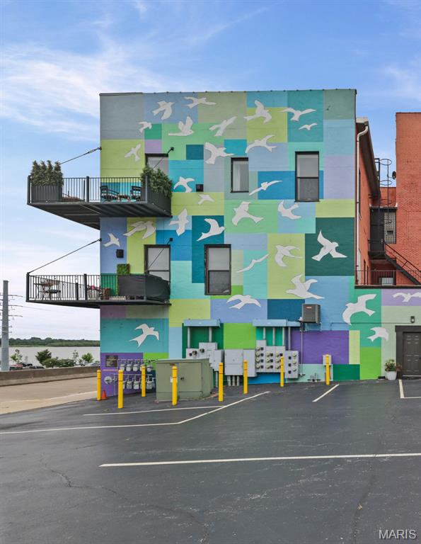 7 Alby Street Unit: 9