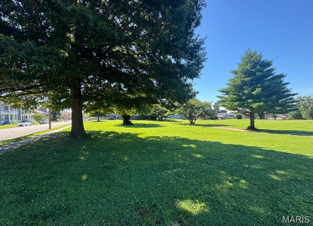 500 E 6th Street