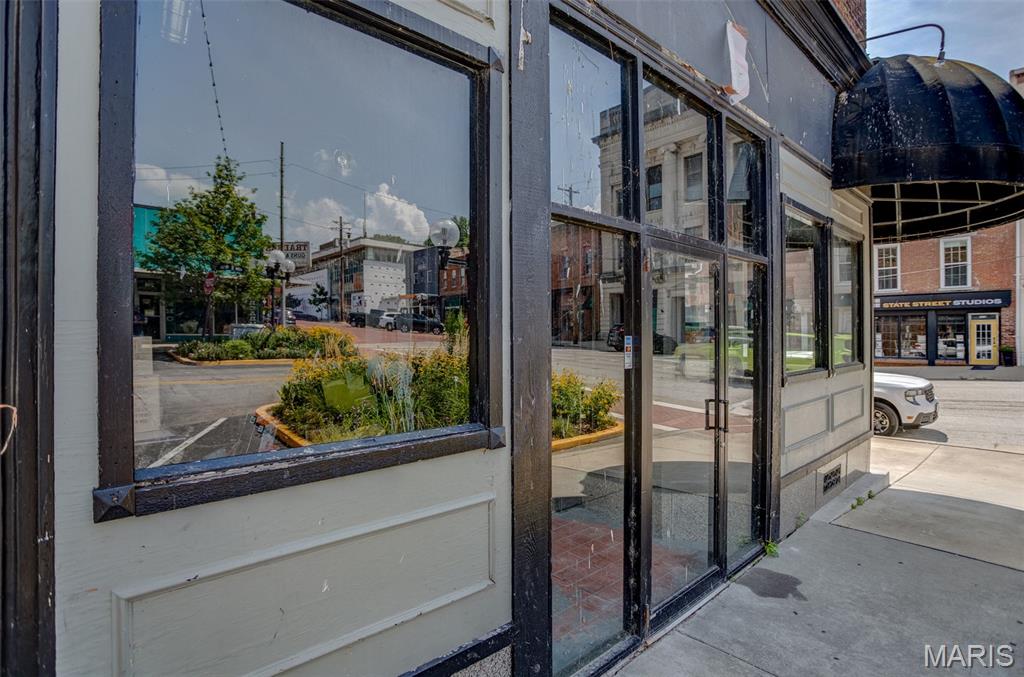 215 W 3rd Street