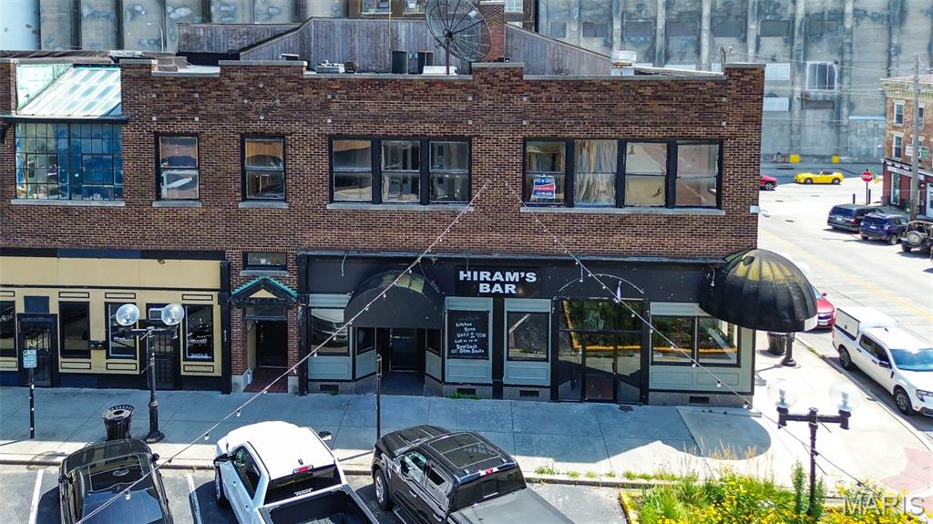 215 W 3rd Street