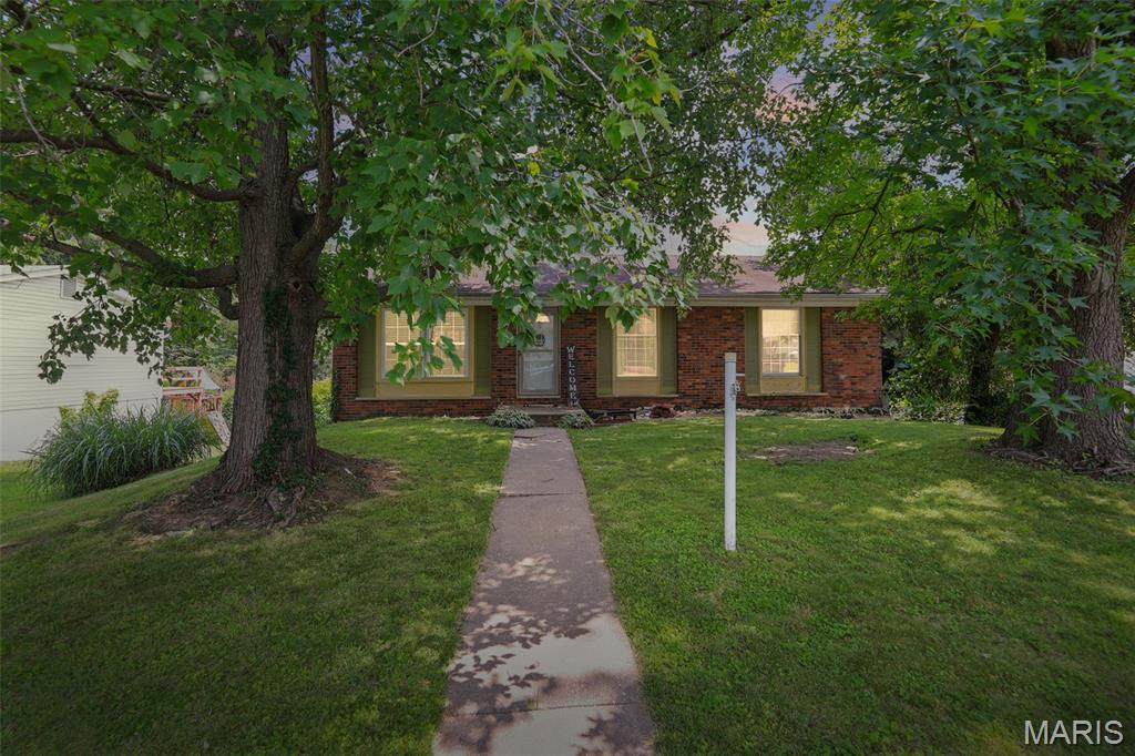 5905 Dogwood Lane