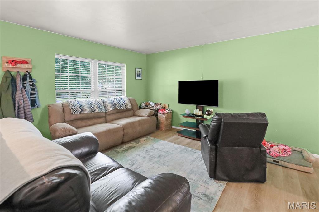 5905 Dogwood Lane