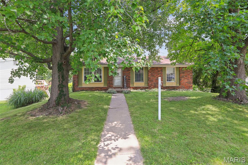 5905 Dogwood Lane