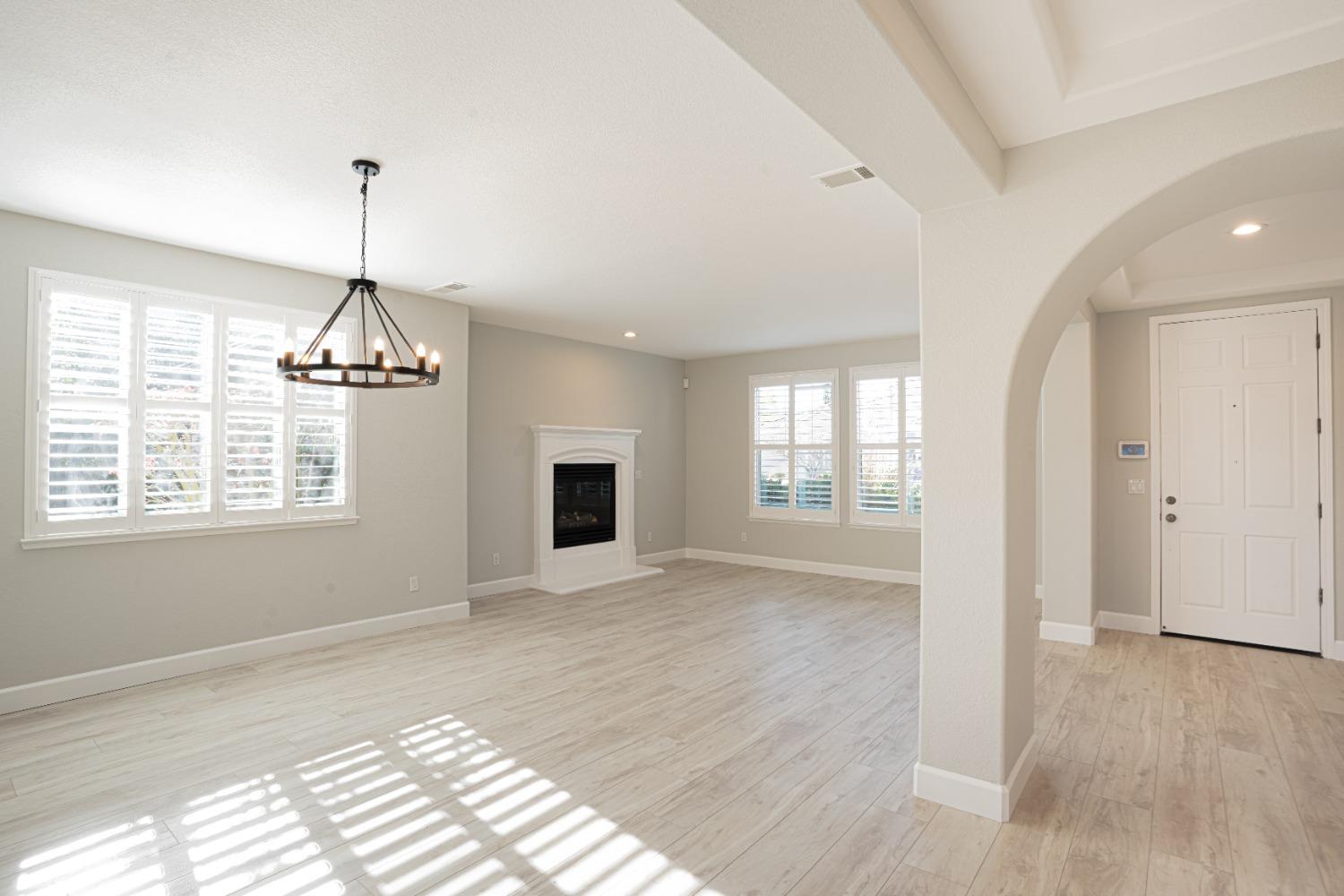 3421 Black Oak Drive