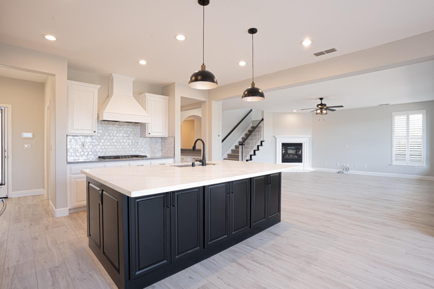 3421 Black Oak Drive